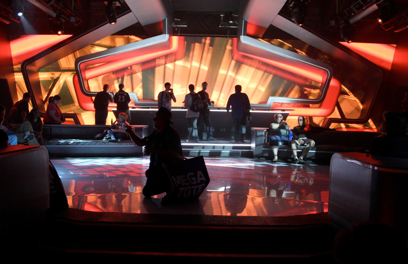 Illustration for article titled Take A Visual Tour Of Tron: Legacy's New 'Flynn's Arcade'
